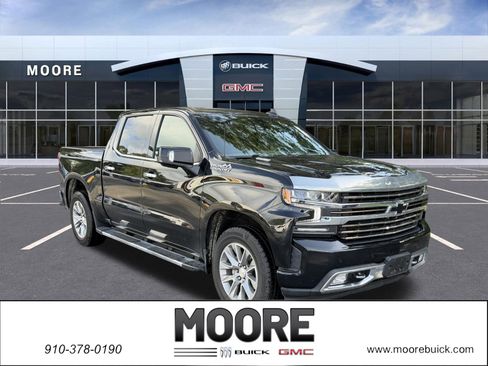 Used 2021 Chevrolet Silverado 1500 High Country w/ Technology Package AWD/4WD image 1