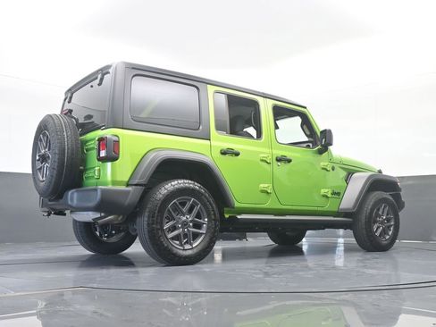 Used 2025 Jeep Wrangler Sport S image 66