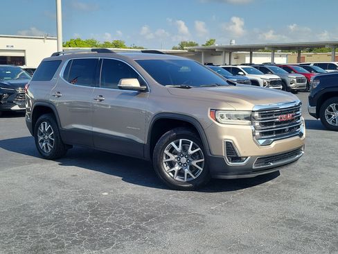 Used 2022 GMC Acadia SLT w/ Technology Package FWD image 32
