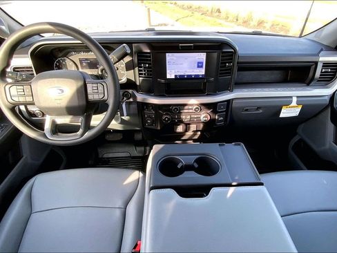 New 2026 Ford F250 XL w/ XL Chrome Package AWD/4WD image 5