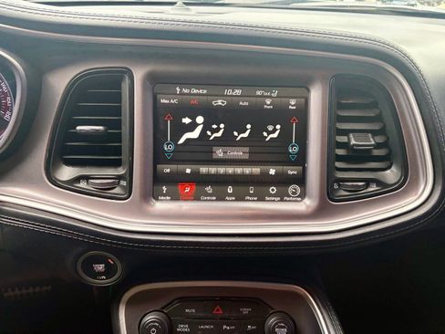 Used 2022 Dodge Challenger R/T Scat Pack RWD image 20