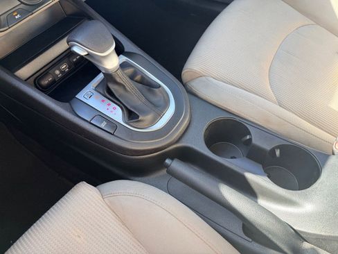 Used 2020 Kia Forte LXS image 25