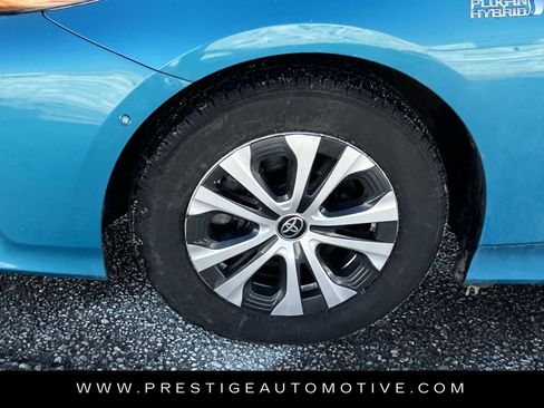 Used 2021 Toyota Prius Prime Limited image 8
