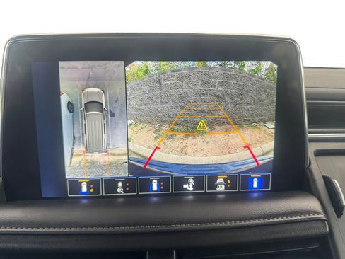 Used 2024 Chevrolet Tahoe LT w/ Luxury Package image 29