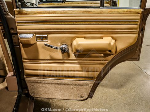 Used 1988 Jeep Grand Wagoneer AWD/4WD image 72