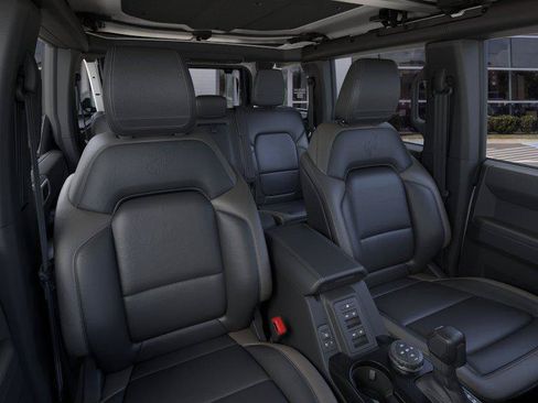 New 2026 Ford Bronco Outer Banks w/ Sasquatch Package AWD/4WD image 10
