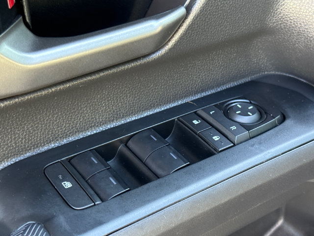 Used 2025 Toyota Tacoma TRD Off-Road AWD/4WD image 20