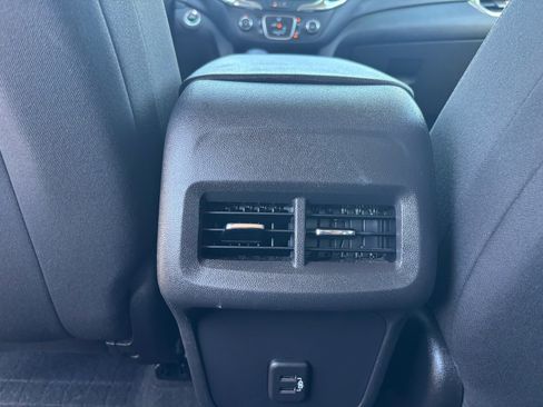 Used 2023 Chevrolet Equinox LT w/ LPO, Floor Liner Package image 25