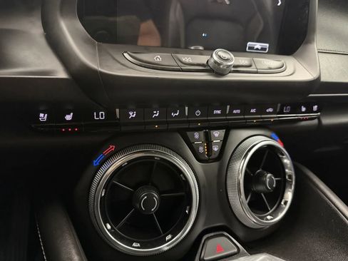Used 2016 Chevrolet Camaro SS RWD image 34