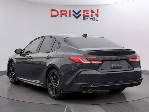 Used 2025 Toyota Camry XSE w/ Premium Package image 3