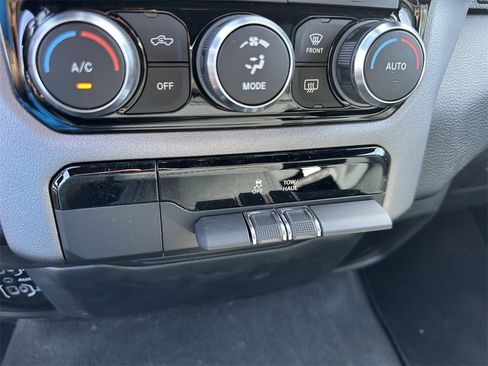 New 2023 RAM 1500 Lone Star image 27
