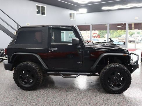Used 2012 Jeep Wrangler Sport AWD/4WD image 5