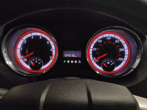 Used 2015 Dodge Grand Caravan SXT w/ UConnect Hands-Free Group image 23