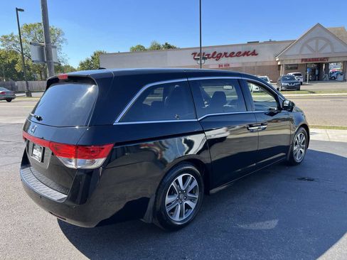 Used 2016 Honda Odyssey Touring image 5