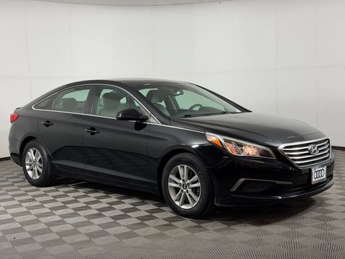 Used 2016 Hyundai Sonata SE image 7