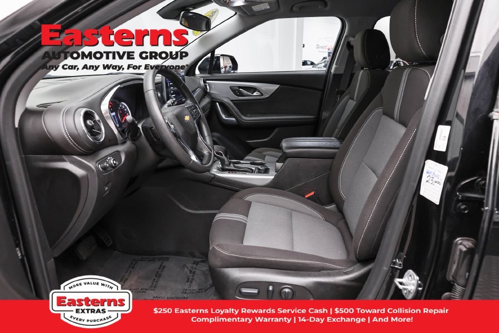 Used 2025 Chevrolet Blazer LT FWD image 15
