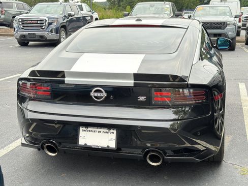 Used 2023 Nissan Z RWD image 16