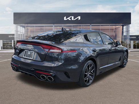 Certified 2023 Kia Stinger GT-Line image 4