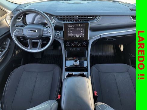 Used 2023 Jeep Grand Cherokee L Laredo image 10