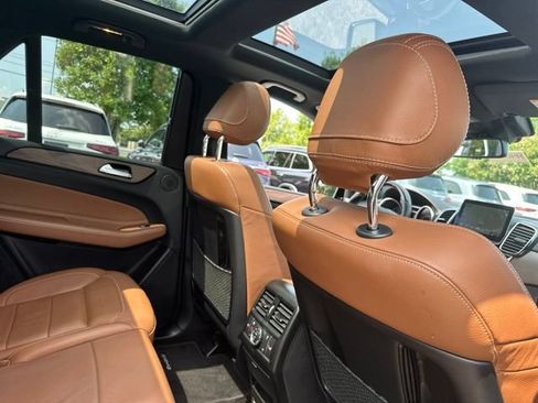Certified 2018 Mercedes-Benz GLE 43 AMG 4MATIC image 37