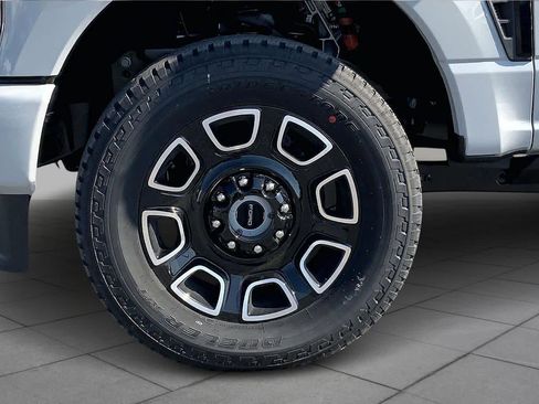 New 2026 Ford F250 Platinum image 12