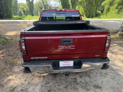 Used 2018 GMC Sierra 1500 SLT w/ Enhanced Driver Alert Package RWD image 3