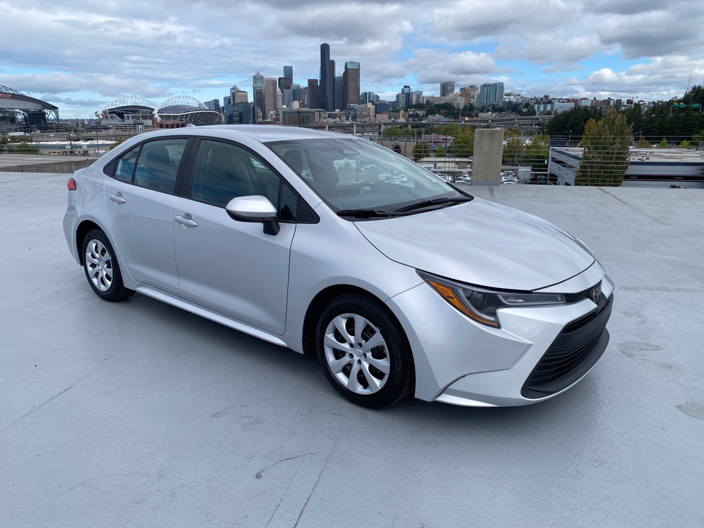 Used 2024 Toyota Corolla LE FWD image 23