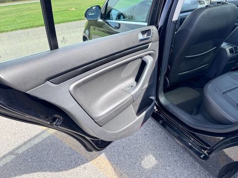 Used 2013 Volkswagen Jetta TDI image 5