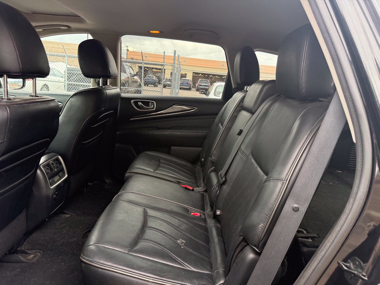 Used 2014 INFINITI QX60 FWD w/ Premium Plus Package image 10