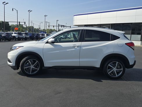 Used 2022 Honda HR-V EX image 4