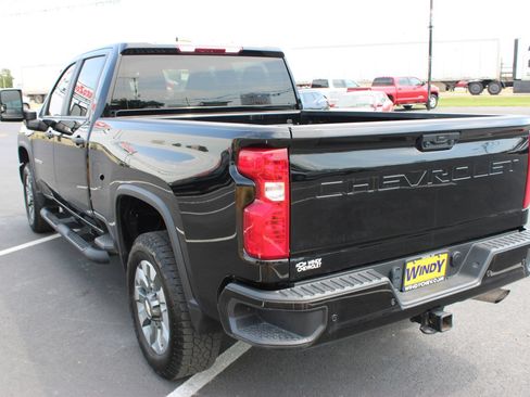 Used 2025 Chevrolet Silverado 2500 Custom w/ Custom Value Package AWD/4WD image 6