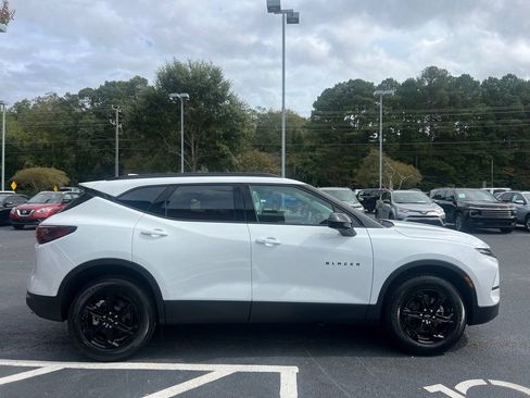 New 2025 Chevrolet Blazer LT w/ Midnight/Sport Edition image 4