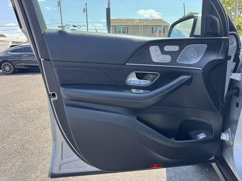 Used 2020 Mercedes-Benz GLE 350 4MATIC image 9