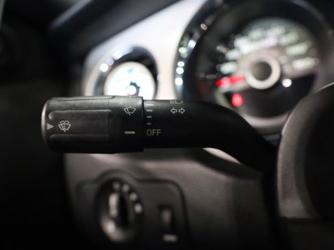 Used 2014 Ford Mustang GT Premium image 22