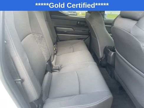 Certified 2024 Toyota Tacoma SR5 AWD/4WD image 38