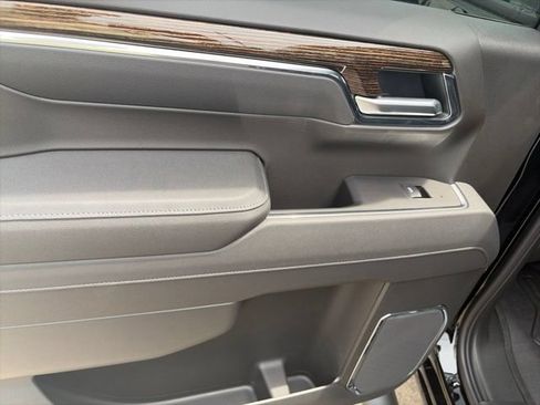 New 2026 GMC Sierra 1500 Elevation w/ Elevation Select Package AWD/4WD image 12