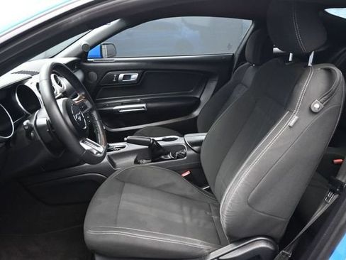 Used 2022 Ford Mustang GT w/ Equipment Group 301A RWD image 7