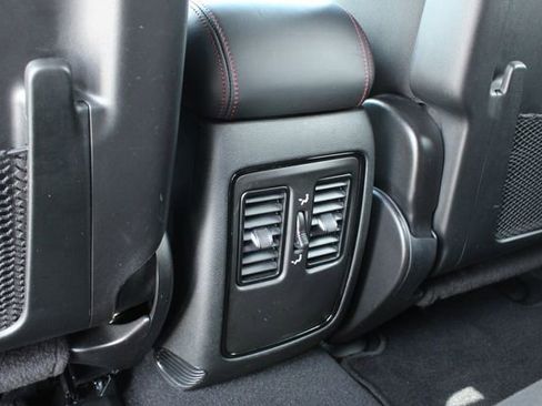 Used 2024 Dodge Durango R/T w/ Trailer Tow Group IV image 34