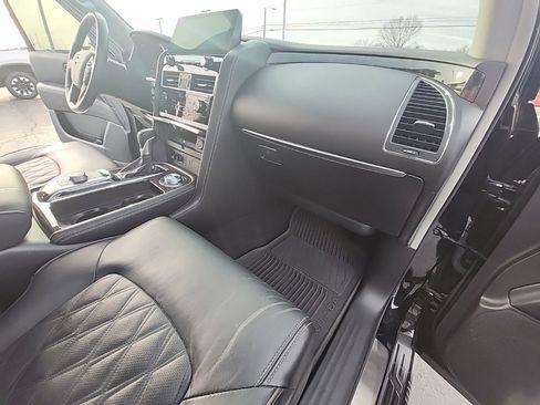 Used 2022 Nissan Armada Platinum w/ Captain's Chairs Package image 19