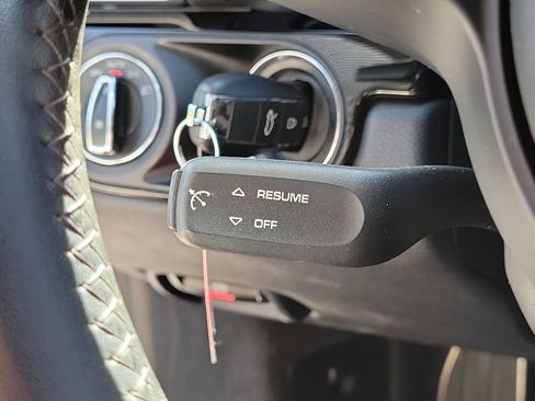 Certified 2018 Porsche 911 Carrera image 40