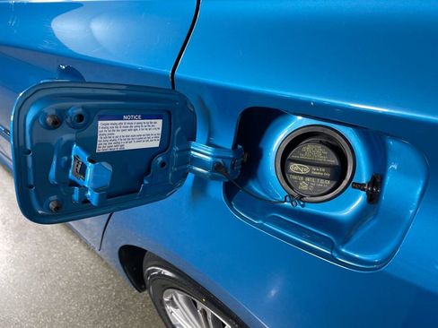 Used 2018 Toyota Prius Prime Premium image 29