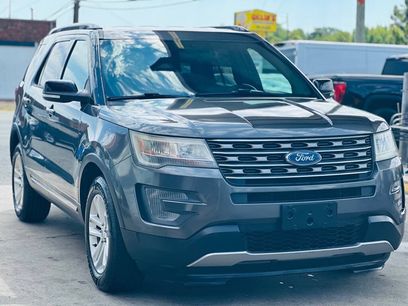 Used 2017 Ford Explorer XLT