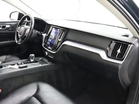 Used 2024 Volvo S60 B5 Core FWD image 27