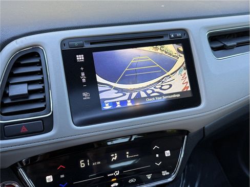 Used 2016 Honda HR-V EX image 23