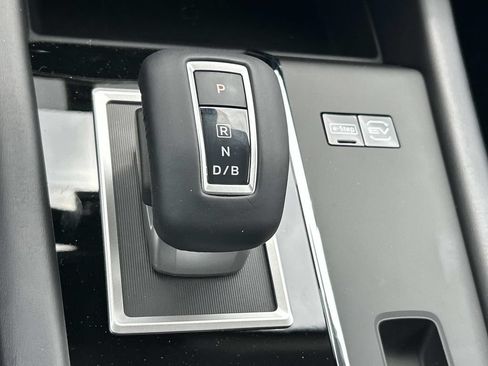 New 2026 Nissan Rogue SL AWD/4WD image 33