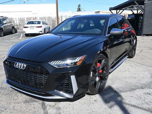Used 2021 Audi RS 6 AWD/4WD image 7
