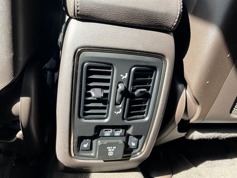 Used 2014 Jeep Grand Cherokee Summit AWD/4WD image 29