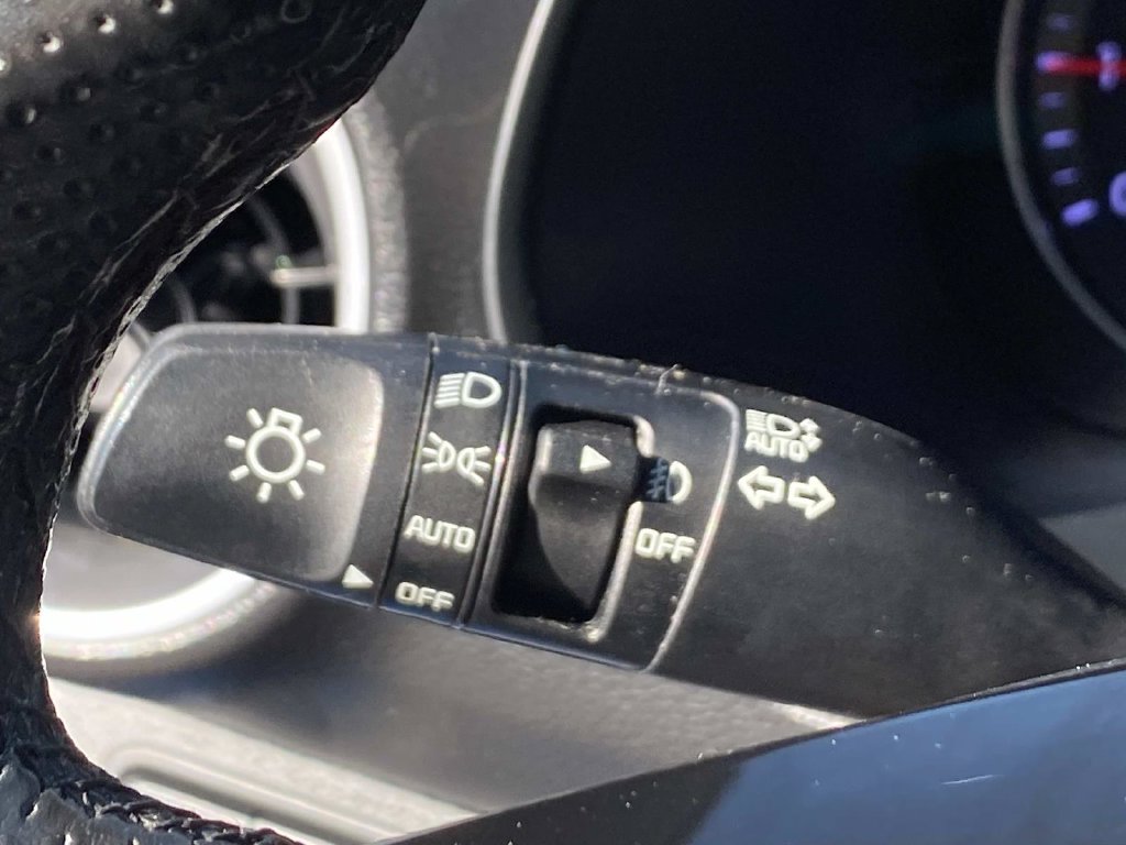 Used 2023 Kia Forte GT-Line w/ GT-Line Premium Package FWD image 18