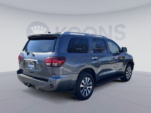 Used 2020 Toyota Sequoia Limited w/ Safety & Convenience Package image 7