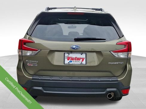 Used 2023 Subaru Forester Limited AWD/4WD image 5